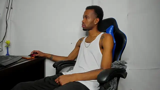 Kofi exotic 2 online show from 06/26/26, 12:27