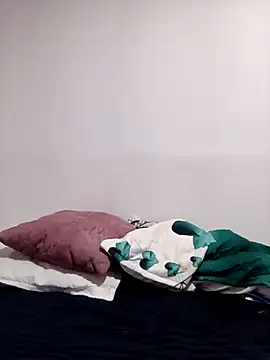 LiaRose- online show from 03/05/26, 09:39