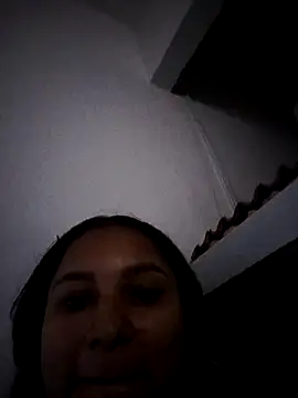 Snapshot of LiaRose- chatting on 07/17/26, 01:47 LiaRose- online show from 07/17/26, 01:47