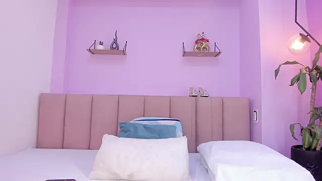 sam doll  online show from 05/21/26, 07:11