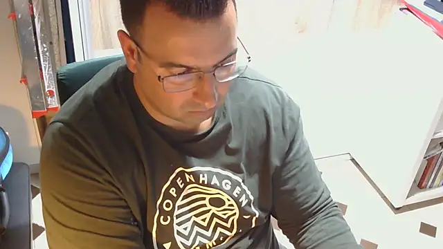 Snapshot of VanillaTime78-Jorge chatting on 05/09/26, 12:58 VanillaTime78-Jorge online show from 05/09/26, 12:58