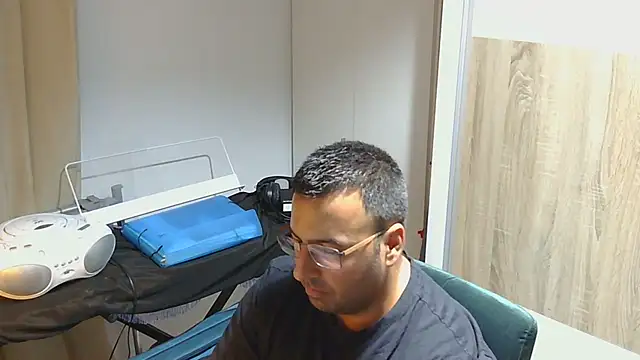 Snapshot of VanillaTime78-Jorge chatting on 06/30/26, 08:09 VanillaTime78-Jorge online show from 06/30/26, 08:09