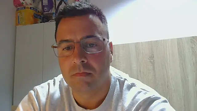 Snapshot of VanillaTime78-Jorge chatting on 03/15/26, 02:51 VanillaTime78-Jorge online show from 03/15/26, 02:51