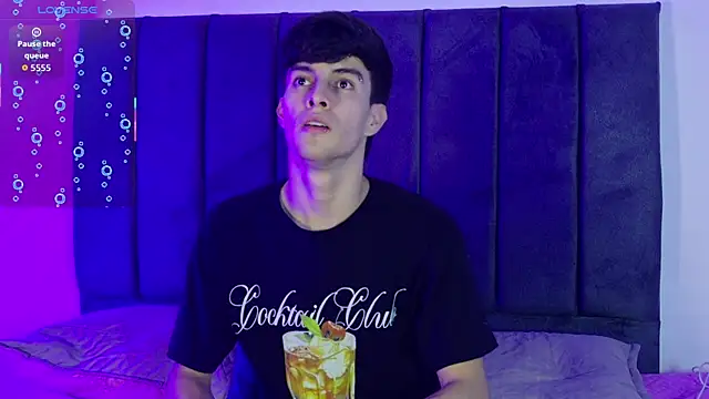 axxxel twink online show from 05/17/26, 02:44