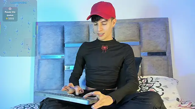 axxxel twink online show from 05/09/26, 01:09