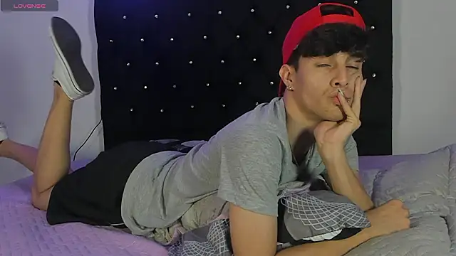 axxxel twink online show from 02/19/26, 01:35