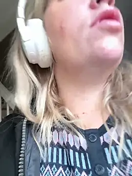 Amanda Norsk online show from 02/22/26, 10:17