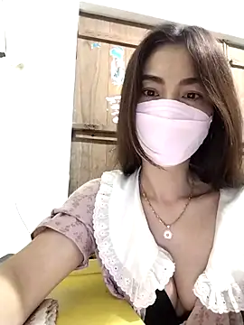 Baby-sexytits2026 online show from 04/08/26, 09:05