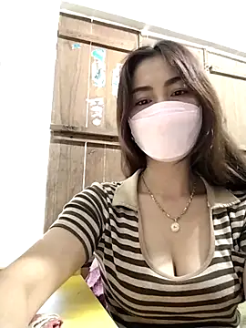 Baby-sexytits2026 online show from 04/15/26, 12:27