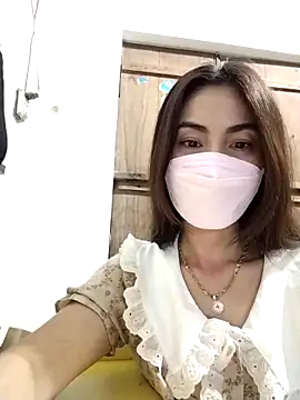 Baby-sexytits2026 online show from 04/05/26, 11:39