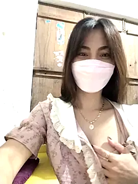 Baby-sexytits2026 online show from 06/01/26, 11:32