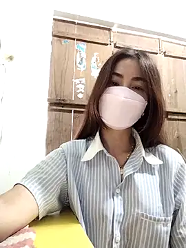 Baby-sexytits2026 online show from 04/12/26, 01:09