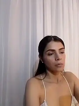 Snapshot of EvaMiranda chatting on 02/06/26, 02:29 EvaMiranda online show from 02/06/26, 02:29