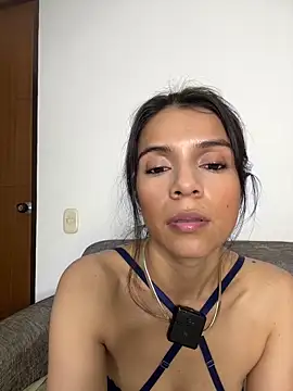 Snapshot of EvaMiranda chatting on 06/23/26, 03:15 EvaMiranda online show from 06/23/26, 03:15