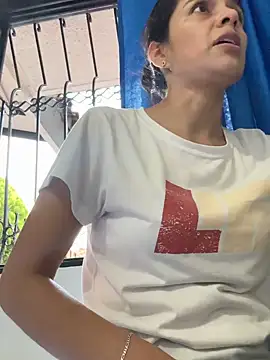 EvaMiranda online show from 04/20/26, 10:44