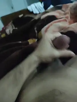 Snapshot of amirMohamed58 chatting on 03/30/26, 02:57 amirMohamed58 online show from 03/30/26, 02:57