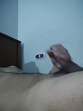 amirMohamed58 online show from 02/17/26, 02:47