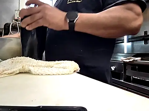 bischo666 online show from 03/11/26, 02:33