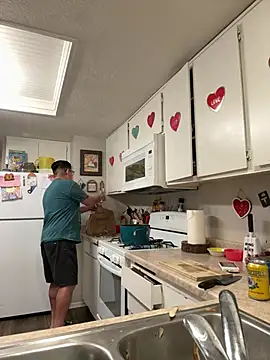 Skizm1986 online show from 02/15/26, 01:17