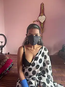 Payal 143 online show from 07/27/26, 08:43