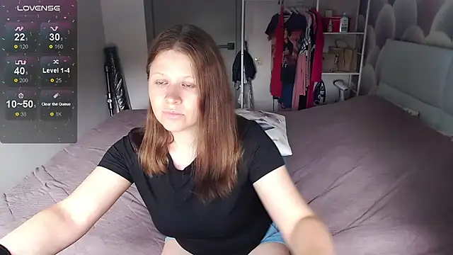 Aleksasamuii online show from 07/17/26, 07:16