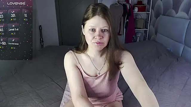 Aleksasamuii online show from 04/12/26, 10:46