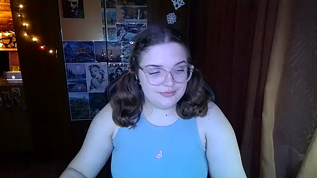 Snapshot of Teasing_Dora chatting on 02/03/26, 01:49 Teasing Dora online show from 02/03/26, 01:49