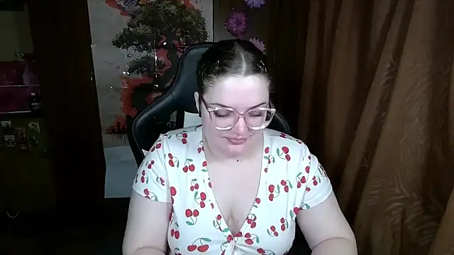 Teasing Dora online show from 03/26/26, 11:46