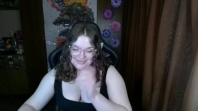 Teasing Dora online show from 03/08/26, 01:55