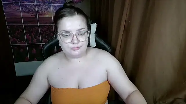 Teasing Dora online show from 07/24/26, 11:23