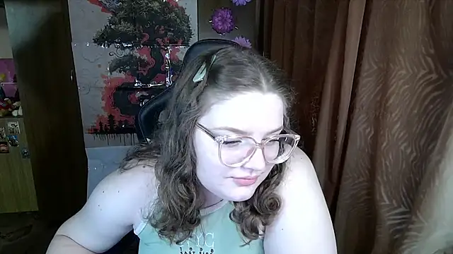 Teasing Dora online show from 03/12/26, 12:31