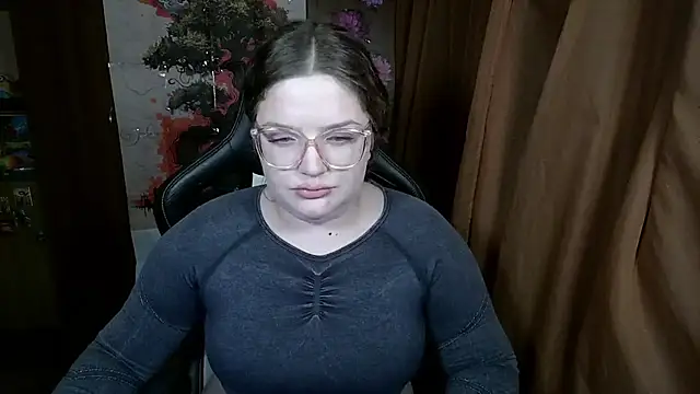 Teasing Dora online show from 04/17/26, 08:11