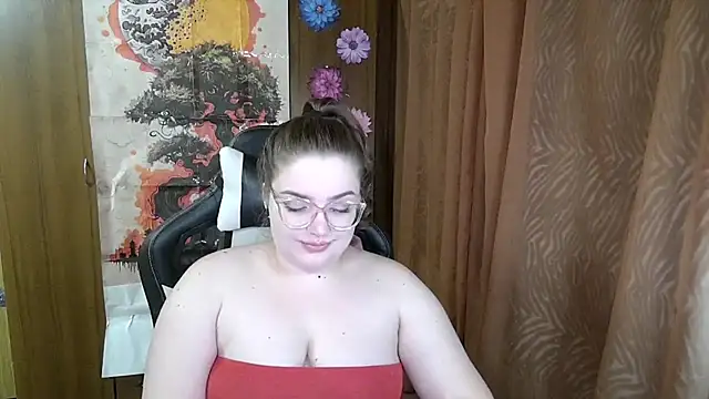 Teasing Dora online show from 03/23/26, 05:57