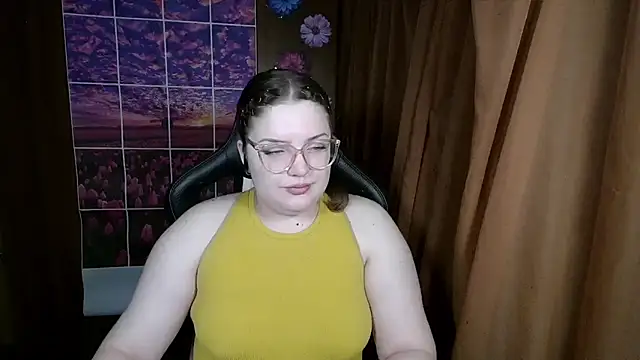 Teasing Dora online show from 06/03/26, 12:33