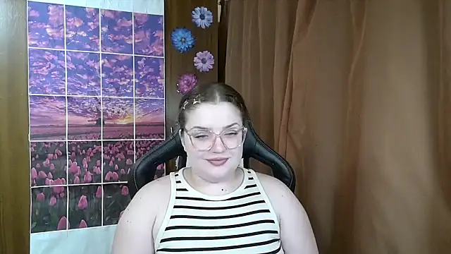 Teasing Dora online show from 07/22/26, 12:34