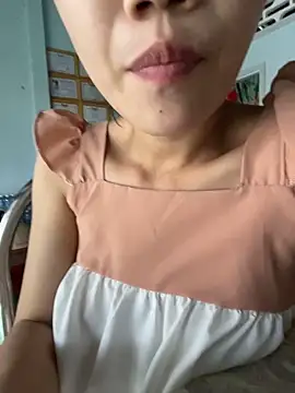 BabyElly22 online show from 02/14/26, 08:03