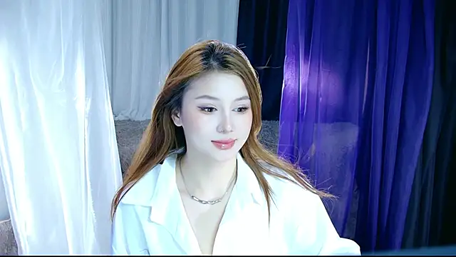 Yunny-888 online show from 02/13/26, 07:52