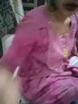 Snapshot of khushi_rawat chatting on 02/07/26, 03:31 khushi rawat online show from 02/07/26, 03:31