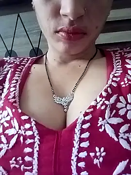 Snapshot of khushi_rawat chatting on 02/25/26, 05:18 khushi rawat online show from 02/25/26, 05:18