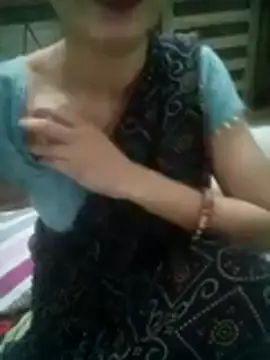 Snapshot of khushi_rawat chatting on 02/06/26, 02:35 khushi rawat online show from 02/06/26, 02:35