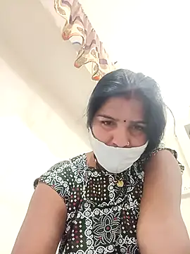 punamji sexe online show from 03/11/26, 10:09