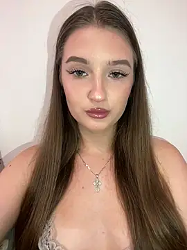 Green eyes lady online show from 07/13/26, 04:39