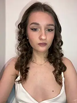 Snapshot of Green_eyes_lady chatting on 02/07/26, 11:18 Green eyes lady online show from 02/07/26, 11:18