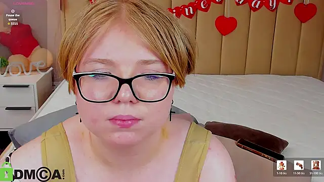 Snapshot of Lauraaa_Smith chatting on 02/20/26, 06:26 Lauraaa Smith online show from 02/20/26, 06:26