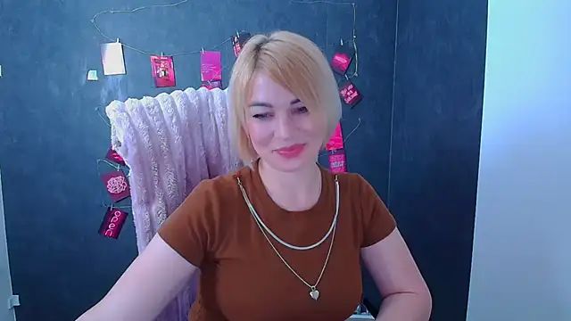 CuttieEmma online show from 06/20/26, 01:05