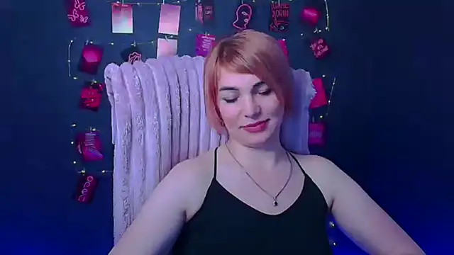 CuttieEmma online show from 04/02/26, 11:44