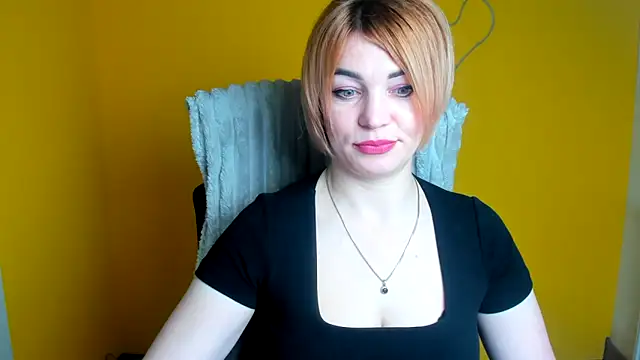 Snapshot of CuttieEmma chatting on 04/23/26, 05:58 CuttieEmma online show from 04/23/26, 05:58