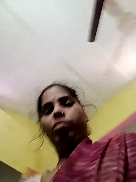 Snapshot of Priyakoli4568 chatting on 02/21/26, 03:30 Priyakoli4568 online show from 02/21/26, 03:30