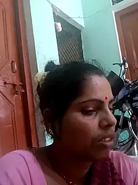 Snapshot of Priyakoli4568 chatting on 02/23/26, 04:47 Priyakoli4568 online show from 02/23/26, 04:47