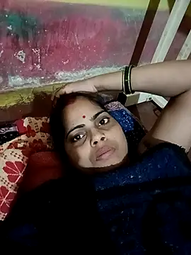 Snapshot of Priyakoli4568 chatting on 02/19/26, 02:47 Priyakoli4568 online show from 02/19/26, 02:47